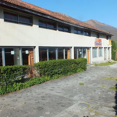 Хостел Relais D'isaby *